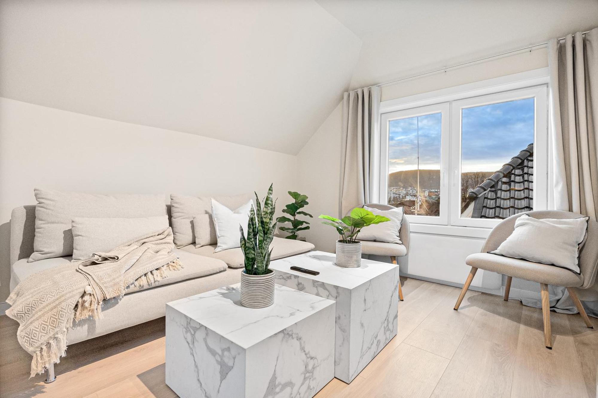 View To Bryggen - Renovated Dec 24 - Historic Cobblestone Street Apartment เบอร์เกน ภายนอก รูปภาพ